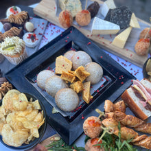 Load image into Gallery viewer, Luxury Mothers Day Box for 2 £66